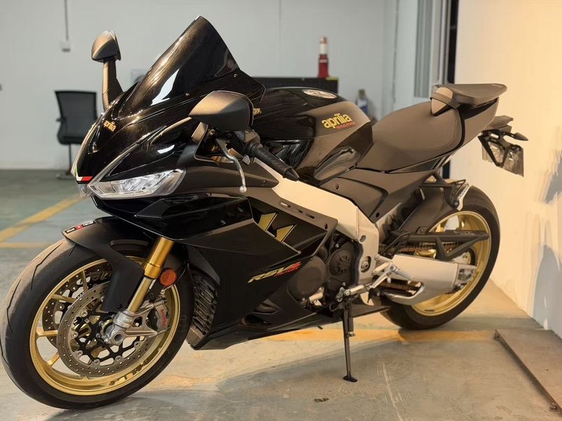 二手阿普利亚RSV4