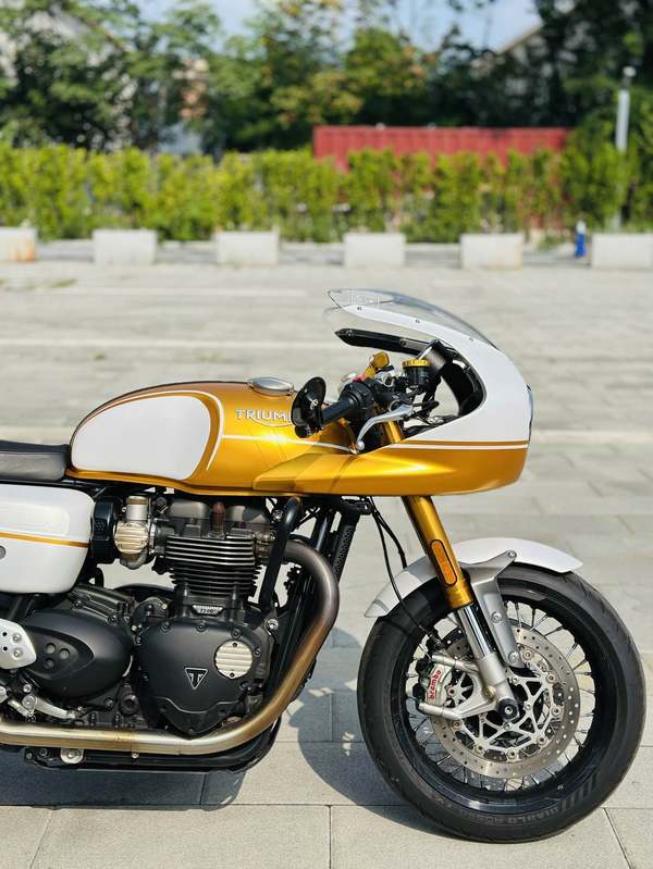 二手凯旋Thruxton