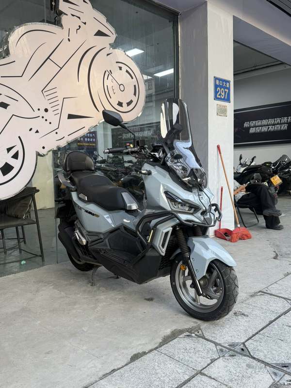 二手三阳哈士奇 Husky ADV150