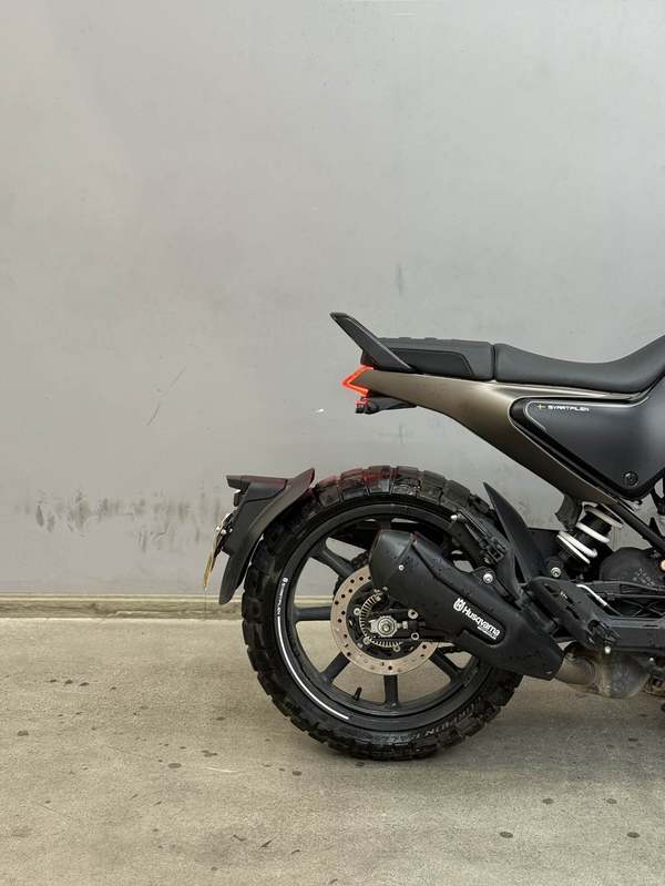 二手HUSQVARNA黑箭 401