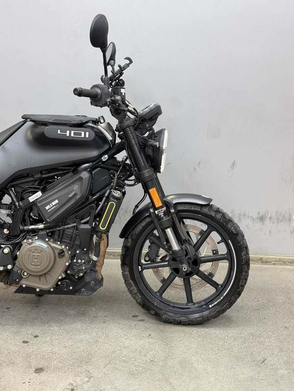 二手HUSQVARNA黑箭 401