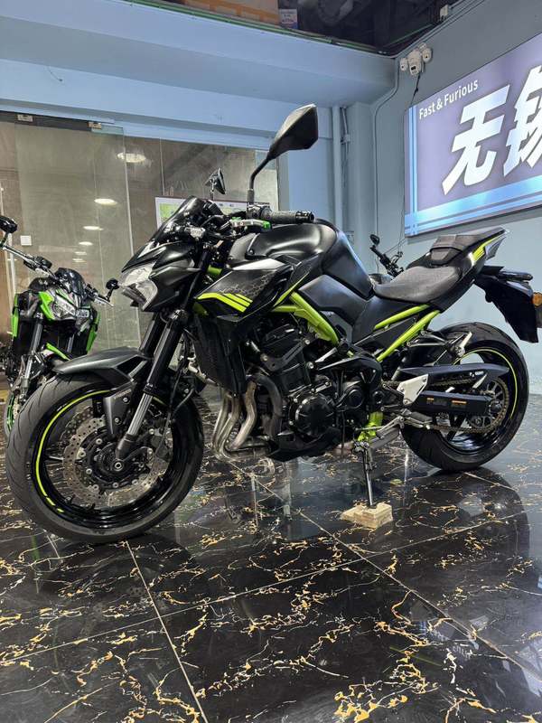 二手川崎Z900
