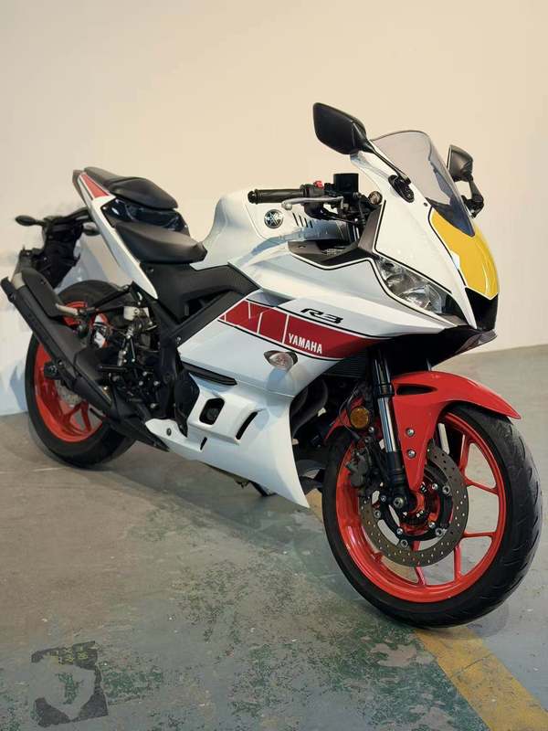 二手雅马哈YZF-R3