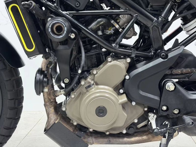 二手HUSQVARNA黑箭 401