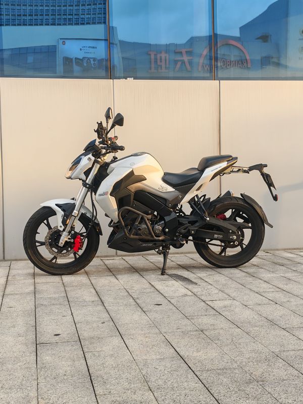 二手贝纳利小迅龙 BN150S