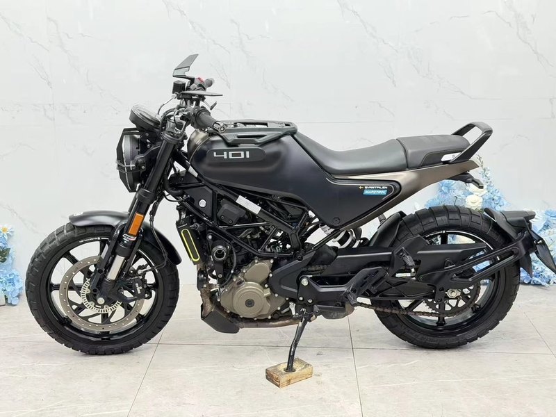 二手HUSQVARNA黑箭 401