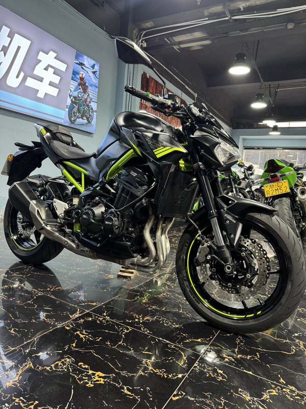 二手川崎Z900