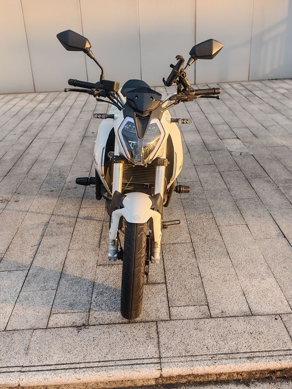 二手贝纳利小迅龙 BN150S