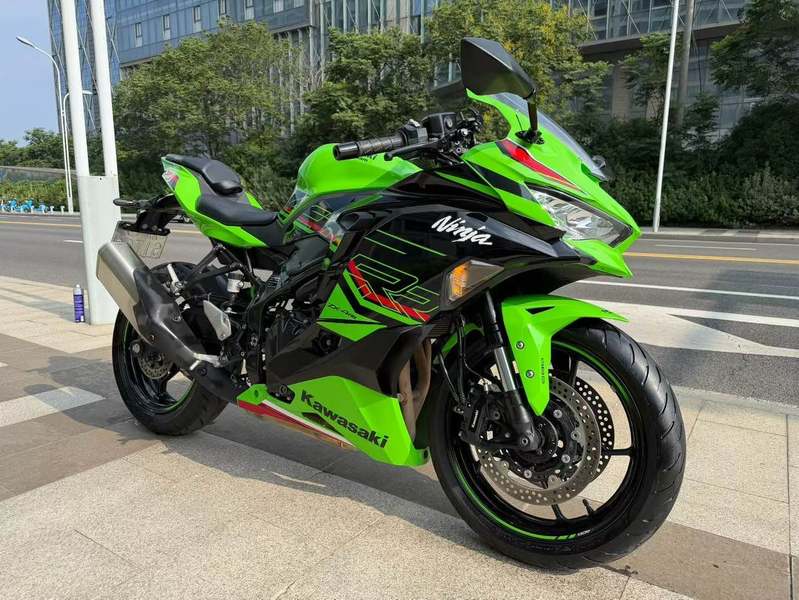 二手川崎ZX-4R