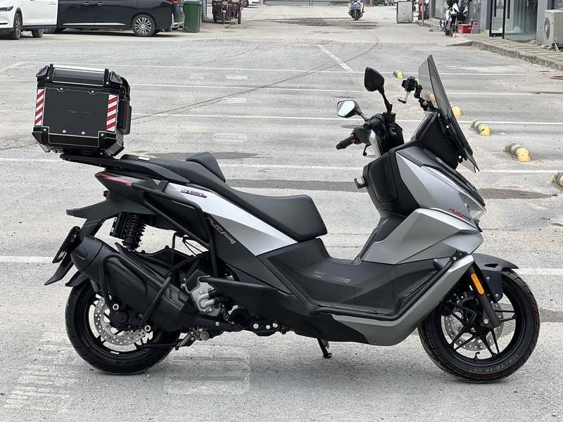 二手无极SR250GT