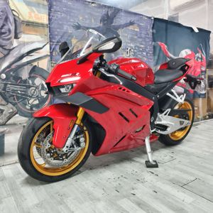 二手张雪机车820RR