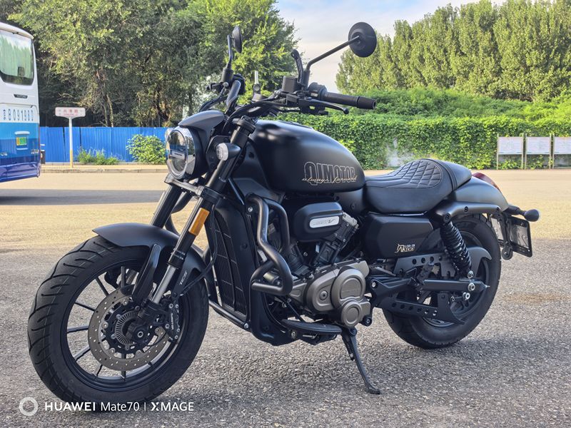 二手QJMOTOR闪300