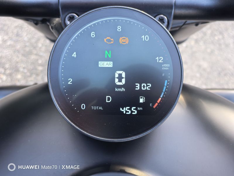 二手QJMOTOR闪300
