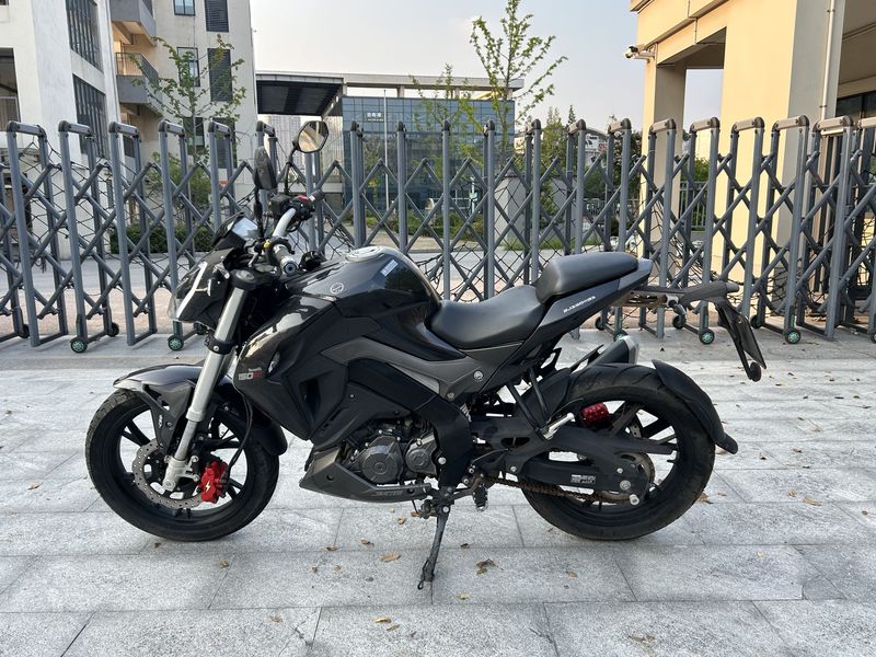 二手贝纳利小迅龙 BN150S