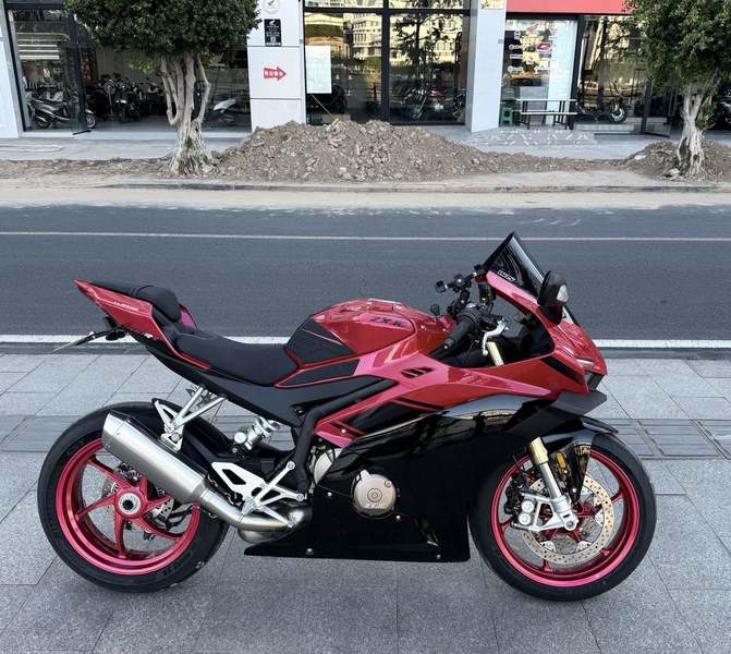 二手张雪机车500RR