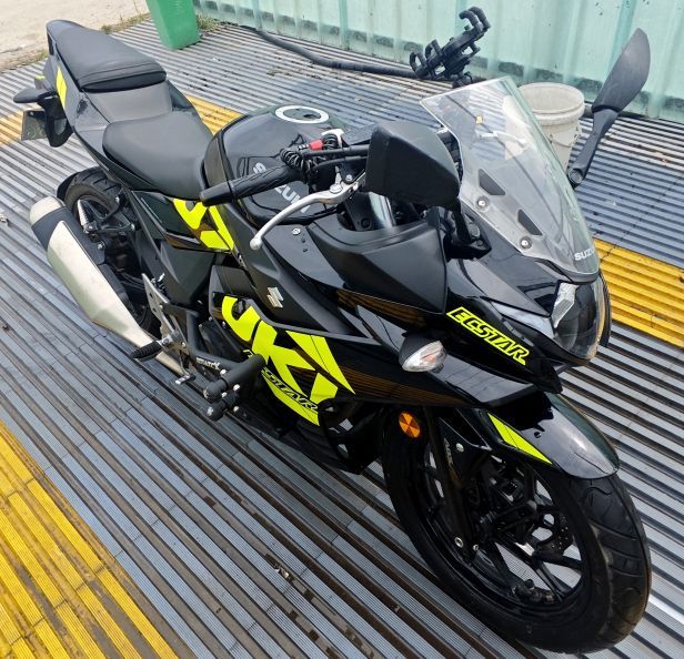 二手豪爵铃木GSX250R