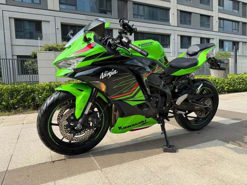 二手川崎ZX-4R