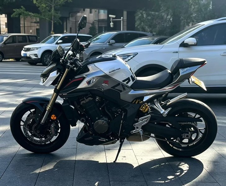 二手QJMOTOR追600