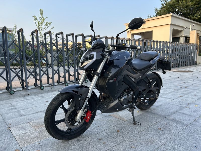 二手贝纳利小迅龙 BN150S
