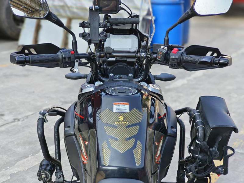 二手豪爵铃木DL250