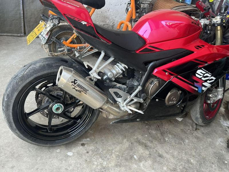 二手张雪机车500RR