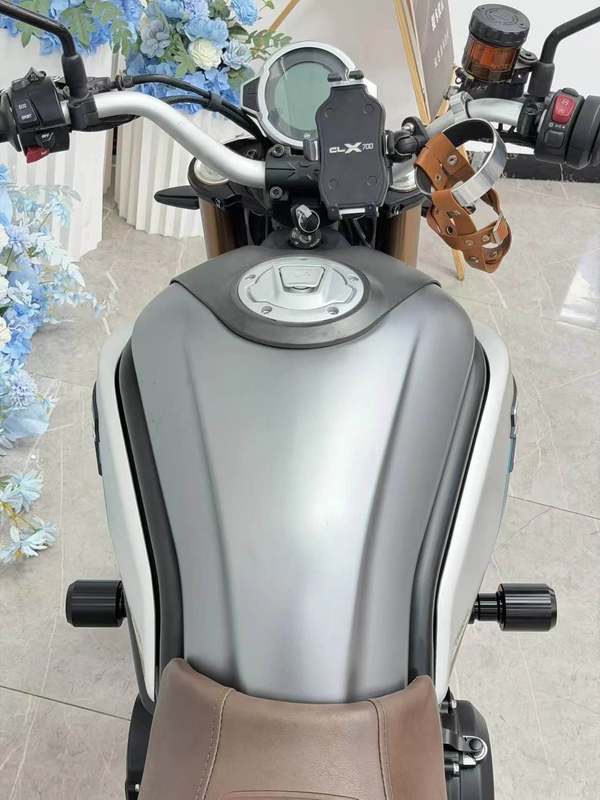 二手春风700CL-X