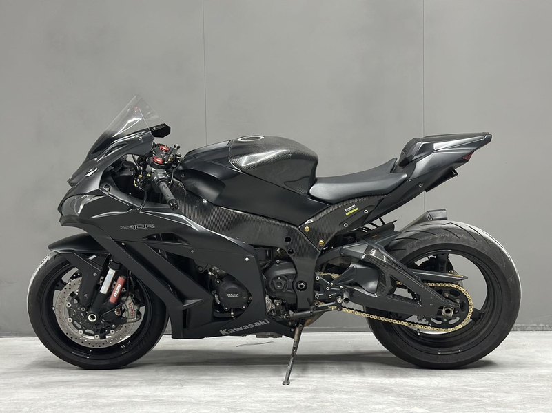 二手川崎Ninja ZX-10R(海外)