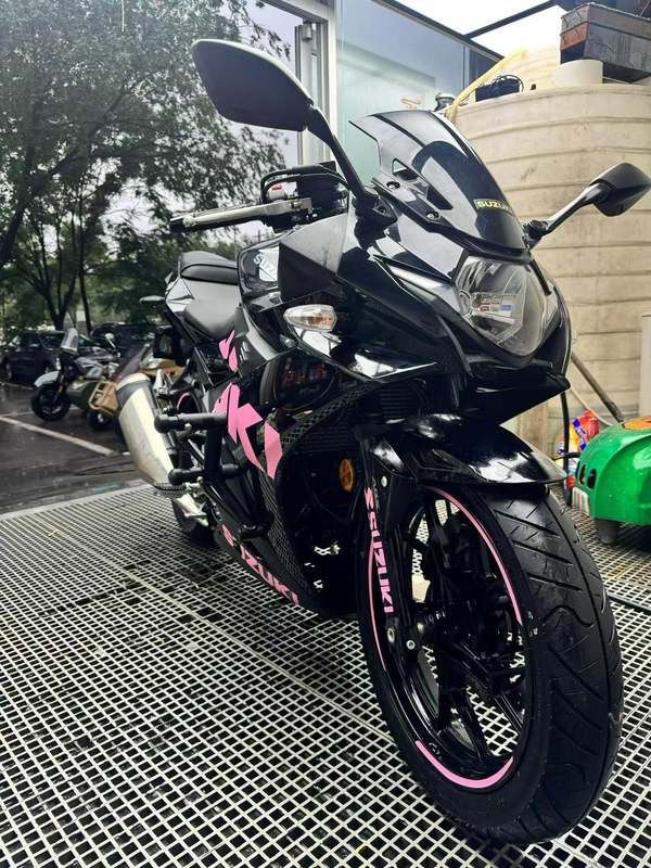 二手豪爵铃木GSX250R