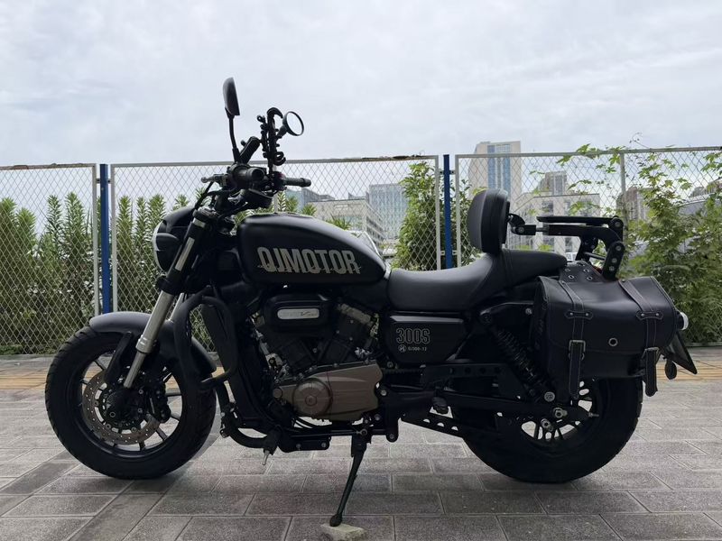 二手QJMOTOR闪300