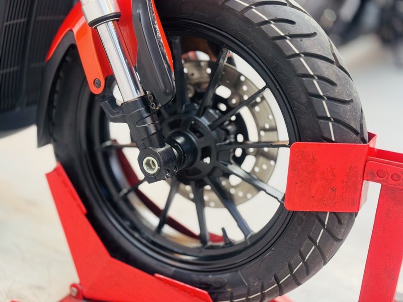 二手QJMOTOR闪300