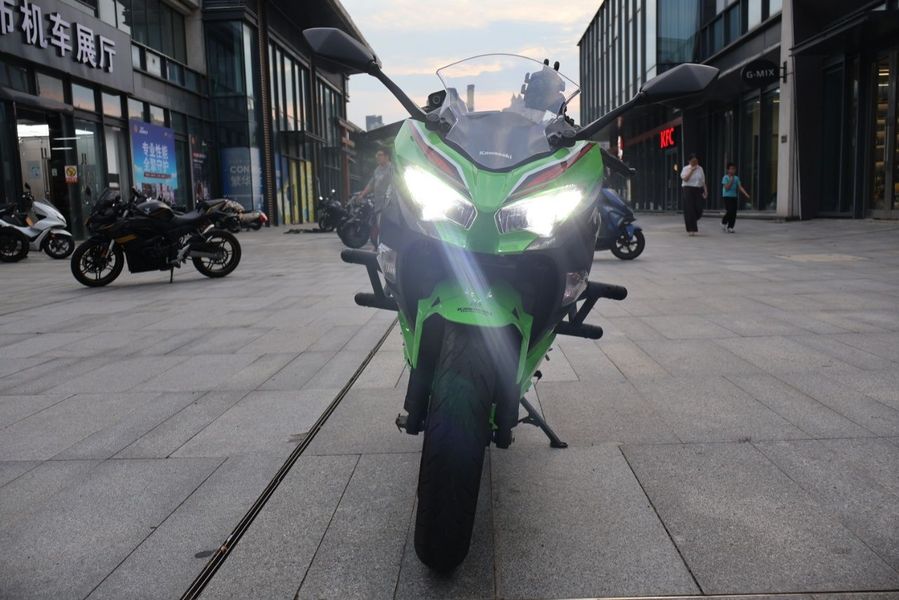 二手川崎Ninja 400