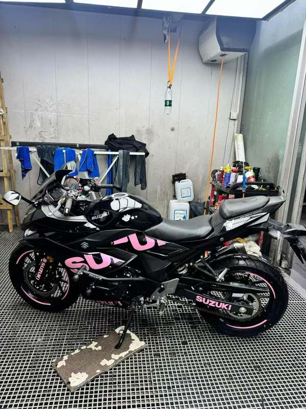 二手豪爵铃木GSX250R