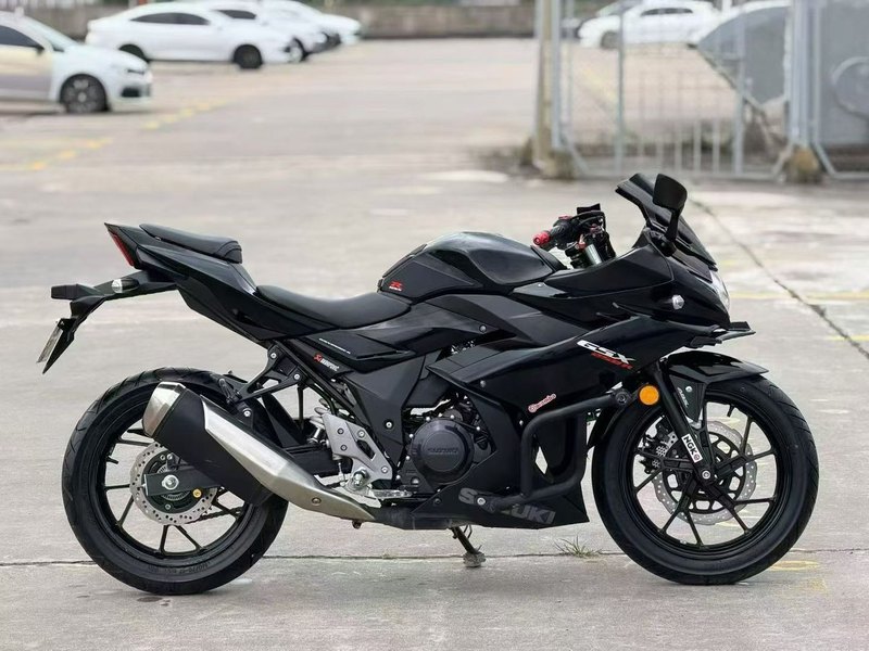 二手豪爵铃木GSX250R
