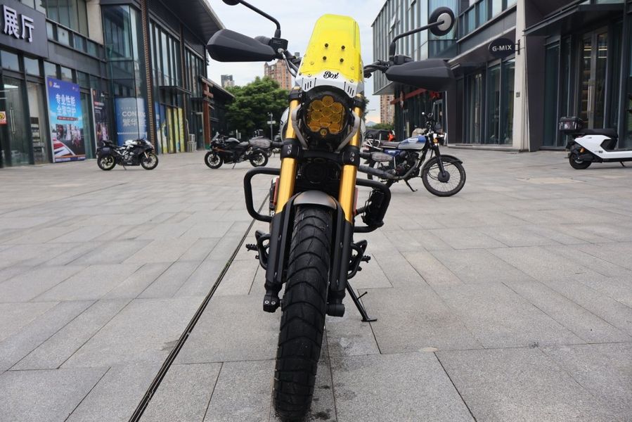 二手凯旋Scrambler 400 X