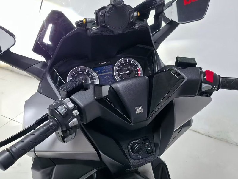 二手本田NSS350