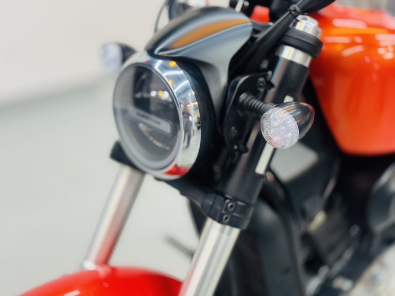 二手QJMOTOR闪300