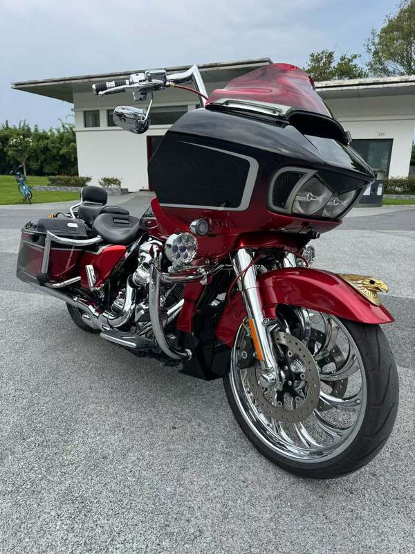 二手哈雷戴维森公路滑翔 Road Glide