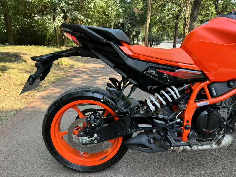 二手KTMR2R390 Duke