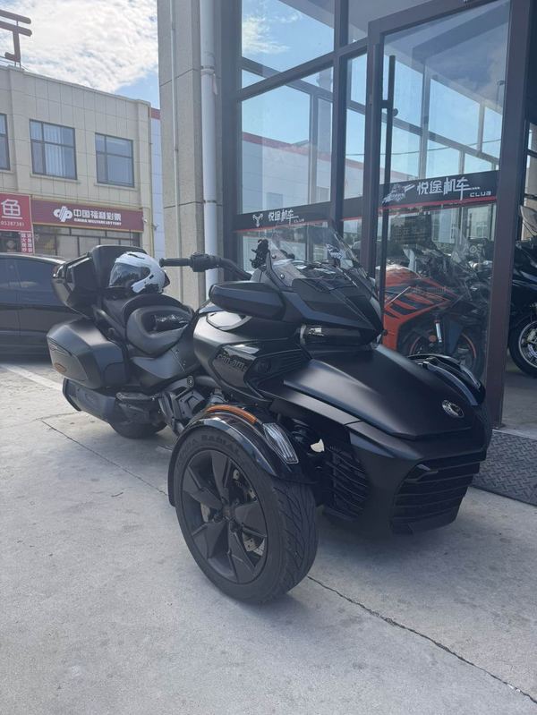 二手庞巴迪Spyder F3 