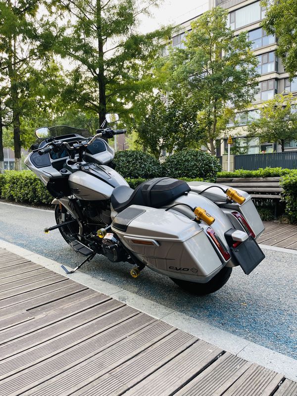 二手哈雷戴维森公路滑翔 Road Glide