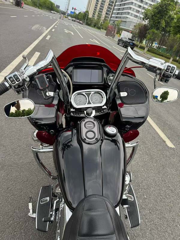 二手哈雷戴维森公路滑翔 Road Glide