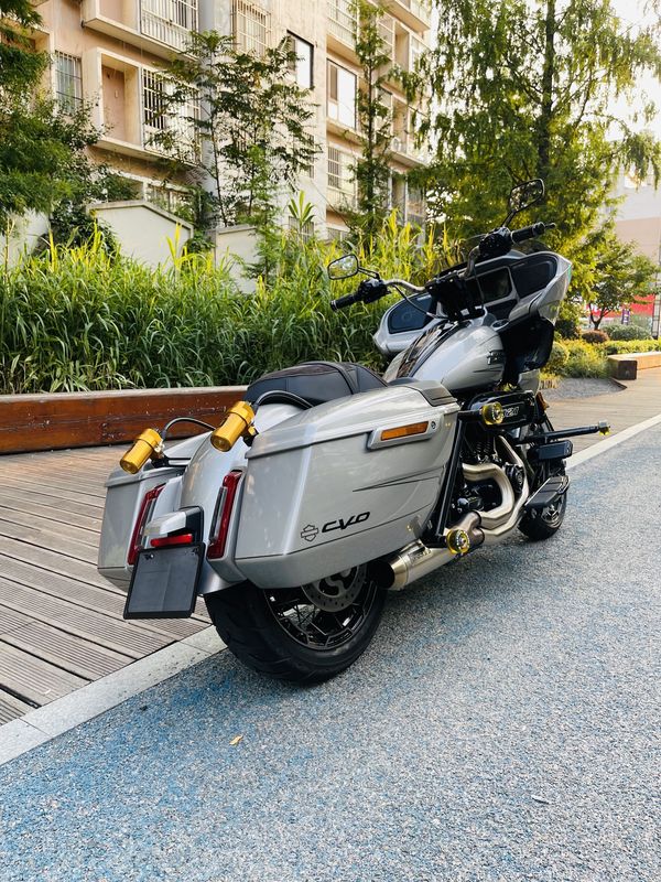 二手哈雷戴维森公路滑翔 Road Glide