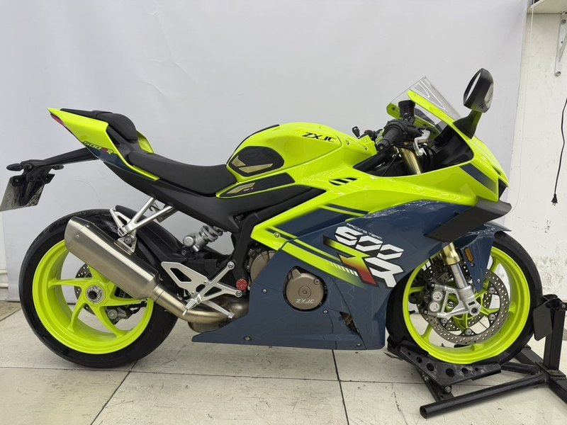 二手张雪机车500RR