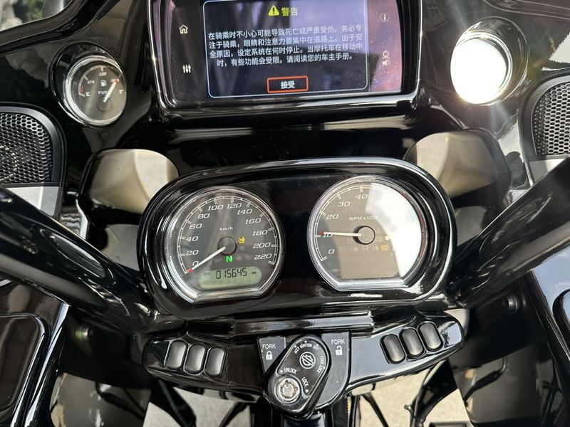 二手哈雷戴维森公路滑翔 Road Glide