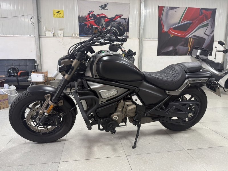 二手QJMOTOR闪700