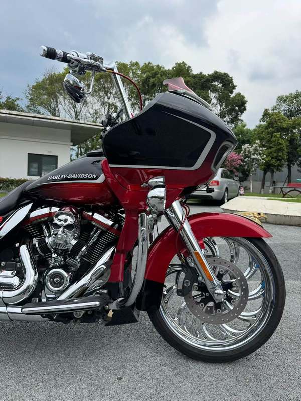 二手哈雷戴维森公路滑翔 Road Glide