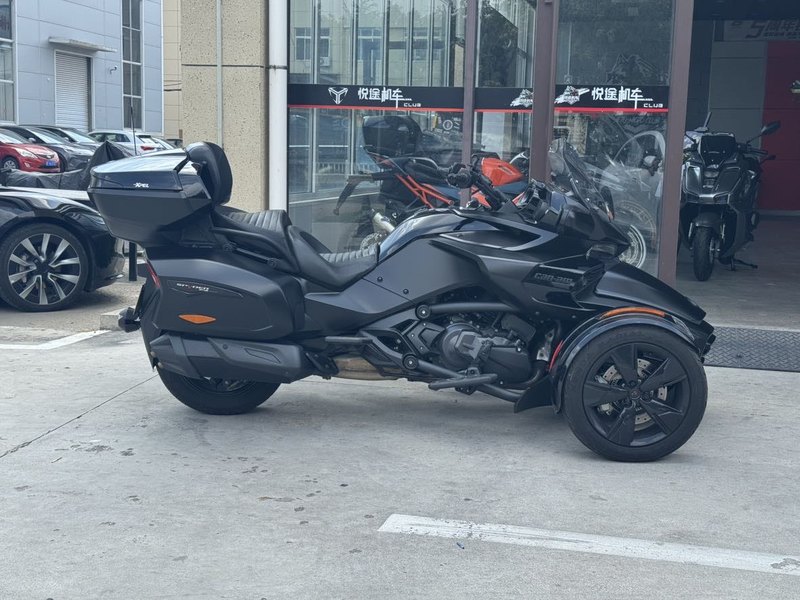 二手庞巴迪Spyder F3 