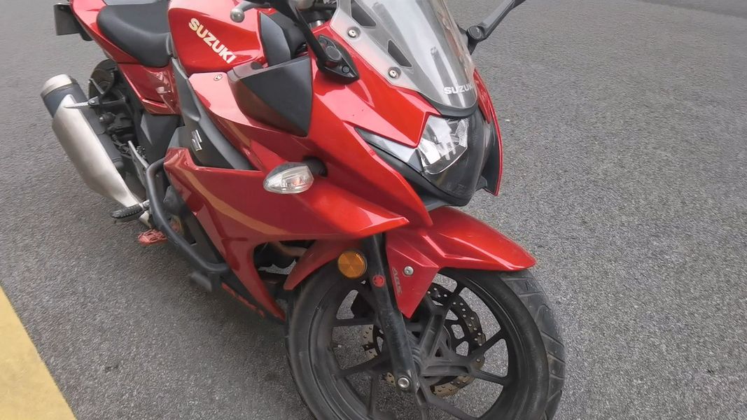 二手豪爵铃木GSX250R
