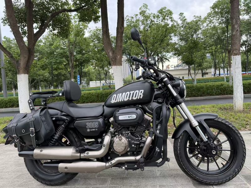 二手QJMOTOR闪300