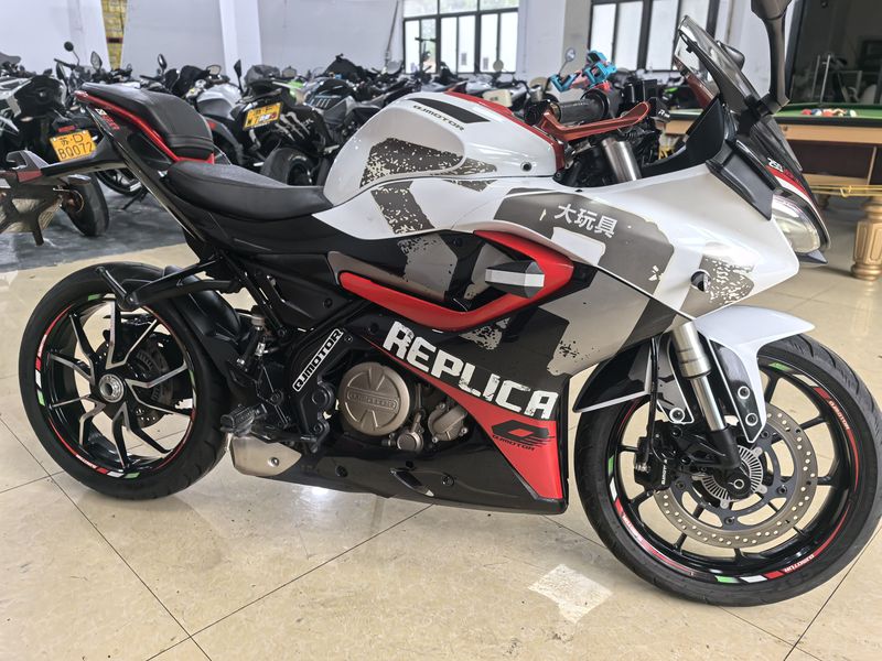二手QJMOTOR赛250